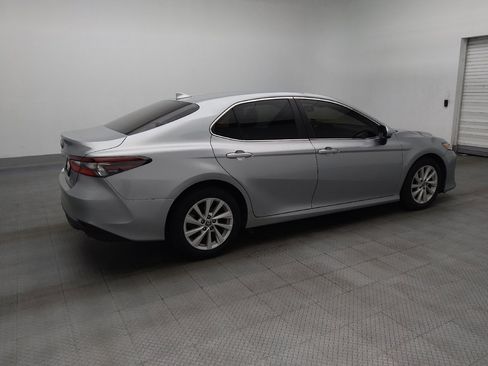 Used 2022 Toyota Camry LE FWD image 10