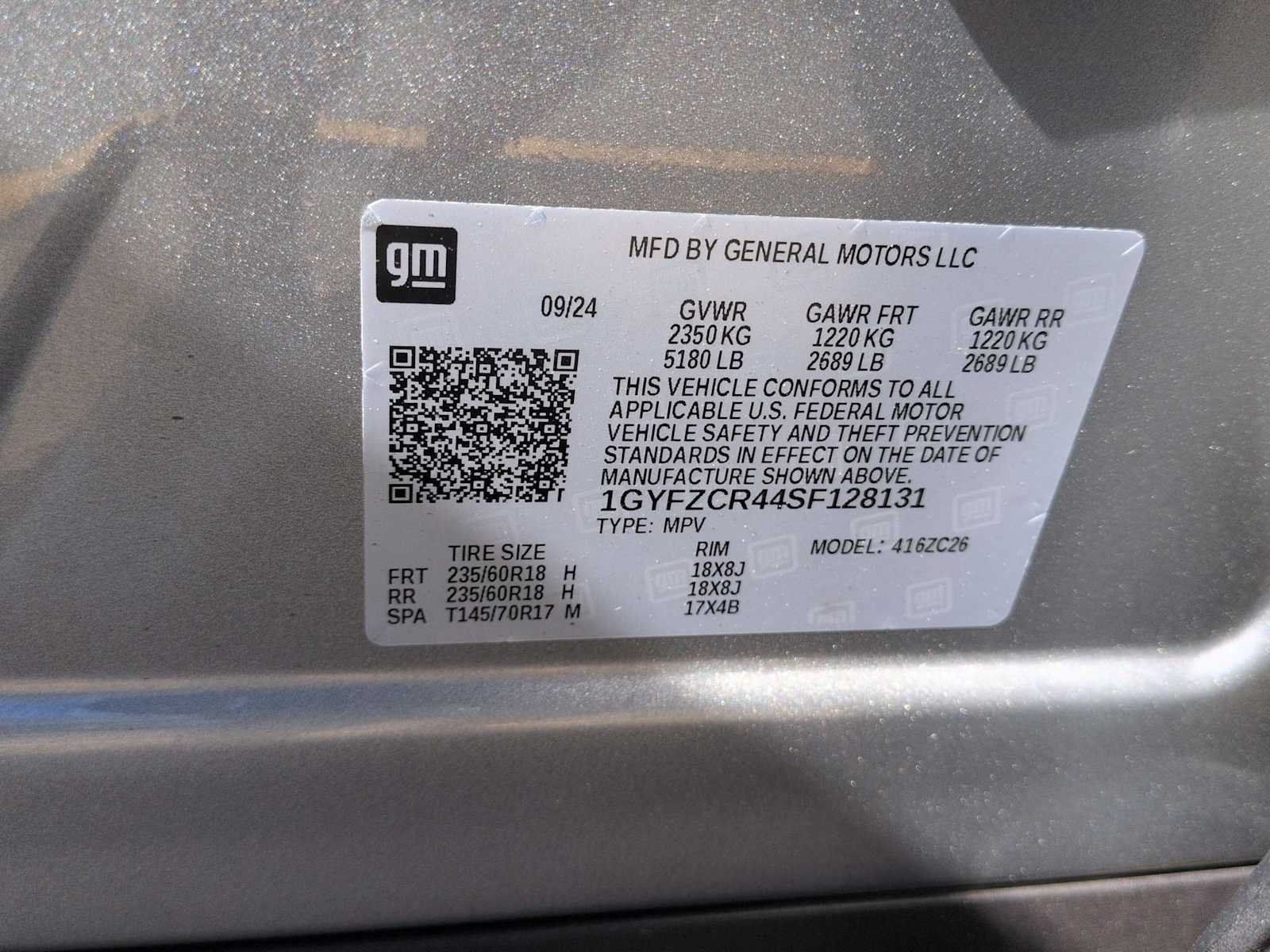 Certified 2025 Cadillac XT4 Premium Luxury FWD image 29