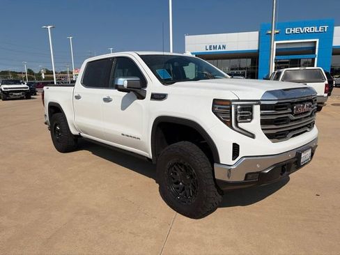Used 2026 GMC Sierra 1500 SLT w/ SLT Premium Plus Package AWD/4WD image 2