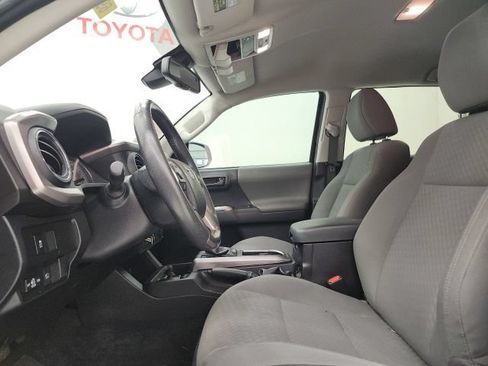 Used 2023 Toyota Tacoma SR5 RWD image 15