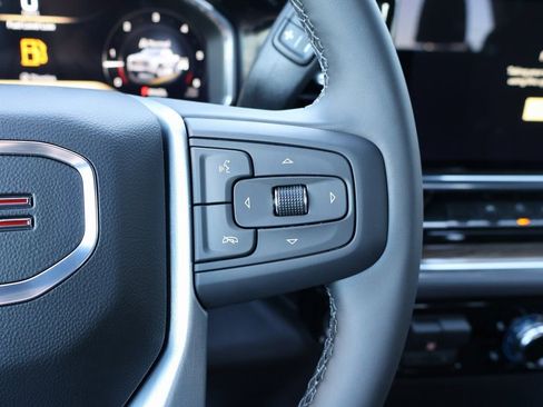 New 2026 GMC Sierra 1500 Elevation image 17