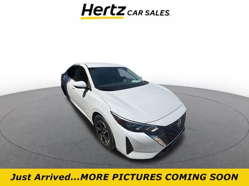 Used 2025 Nissan Sentra SV image 1