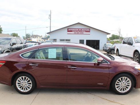 Used 2014 Toyota Avalon Limited FWD image 1