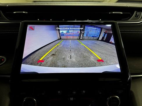 Certified 2022 Jeep Grand Cherokee L Overland w/ Luxury Tech Group IV image 20