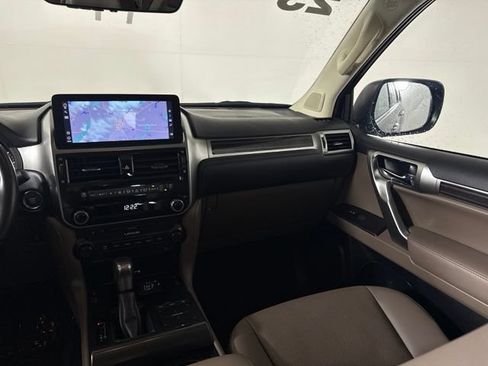Used 2023 Lexus GX 460 Premium w/ Premium Package AWD/4WD image 35