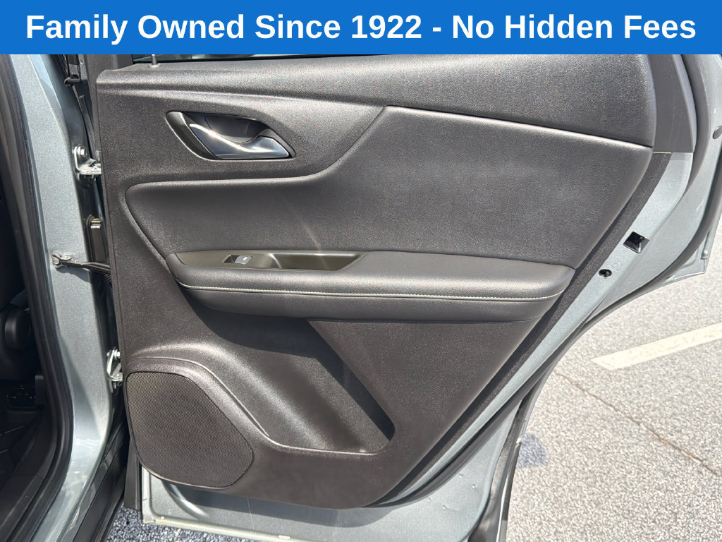 Used 2024 Chevrolet Blazer LT w/ Convenience Package FWD image 16