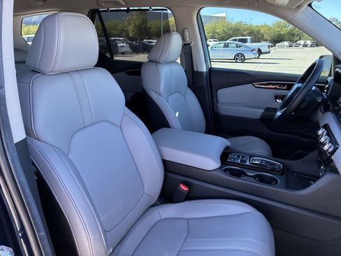 Certified 2025 Honda Pilot EX-L image 22