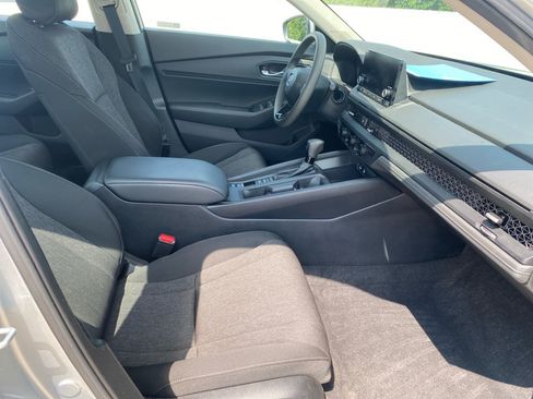 Certified 2024 Honda Accord EX image 32