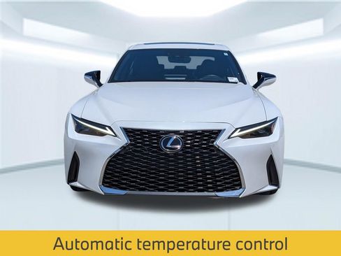 Used 2023 Lexus IS 300 w/ Comfort Package RWD image 11