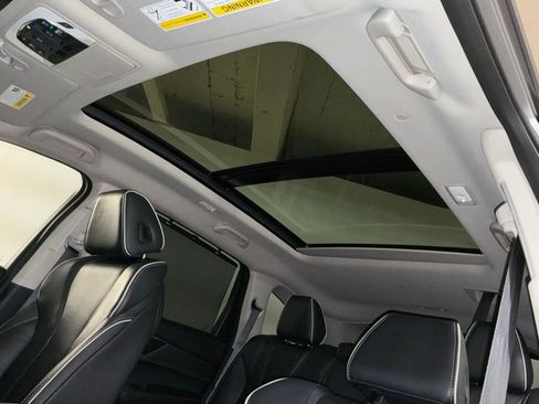 Used 2023 Acura MDX SH-AWD w/ Advance Package image 5