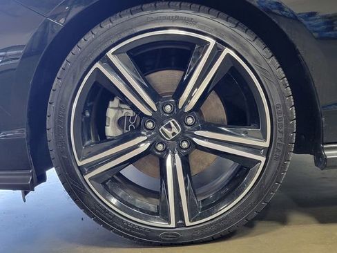 Used 2024 Honda Accord Sport image 10