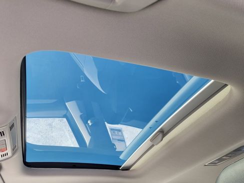 New 2026 Volkswagen Jetta SE image 9