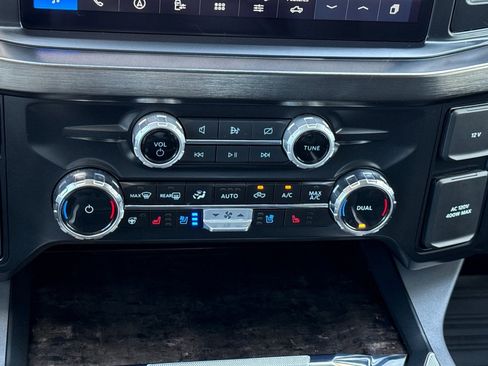 Certified 2024 Ford F450 Lariat w/ FX4 Off-Road Package AWD/4WD image 21