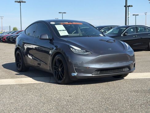 Used 2020 Tesla Model Y Long Range AWD/4WD image 4