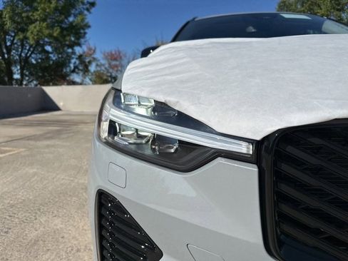 New 2026 Volvo XC60 B5 Plus w/ Protection Package Premier image 10