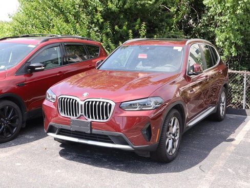 Used 2022 BMW X3 xDrive30i w/ Premium Package 2 AWD/4WD image 4