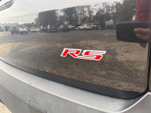 Used 2022 Chevrolet Traverse RS w/ LPO, Floor Liner Package image 16