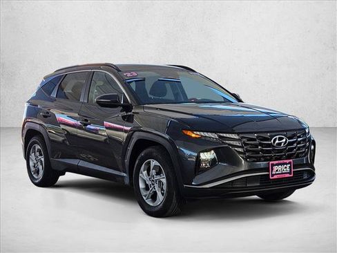 Used 2023 Hyundai Tucson SEL FWD image 3