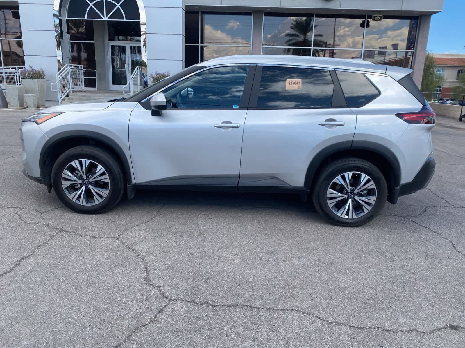 Used 2023 Nissan Rogue SV w/ SV Premium B Package AWD/4WD image 9