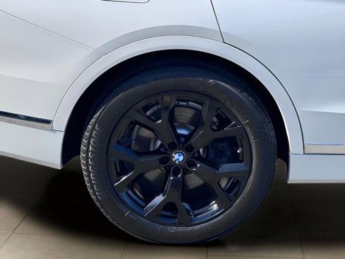 Used 2020 BMW X7 xDrive40i w/ Luxury Seating Package AWD/4WD image 47