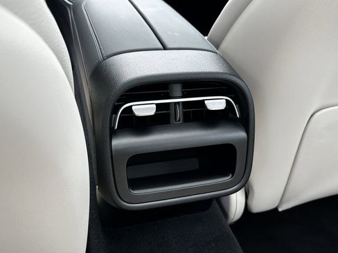 Certified 2026 Mercedes-Benz E 350 Sedan image 25