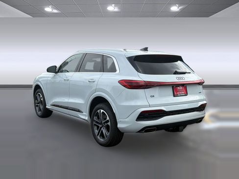 New 2026 Audi Q5 Premium AWD/4WD image 3