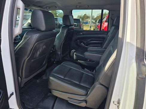 Used 2015 GMC Yukon XL SLE image 7