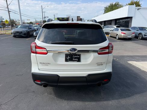 Used 2022 Subaru Ascent Limited w/ Technology Package AWD/4WD image 5