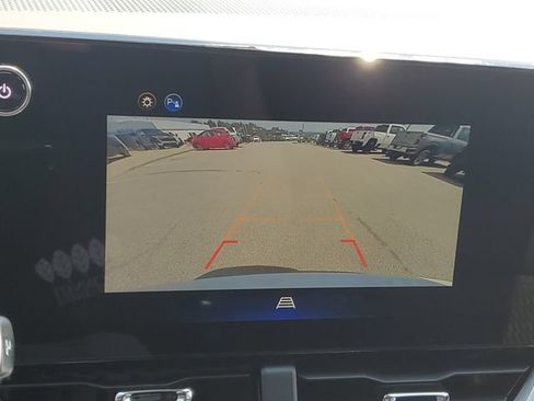 New 2026 Chevrolet Equinox LT FWD image 26