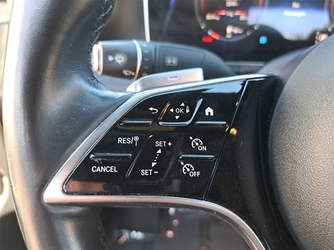 Used 2022 Mercedes-Benz E 350 Sedan w/ AMG Line Exterior image 18