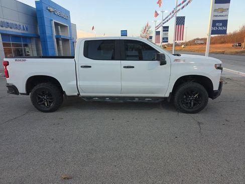 Used 2019 Chevrolet Silverado 1500 LT Trail Boss image 4
