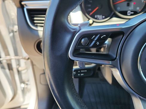 Used 2017 Porsche Macan GTS AWD/4WD image 21