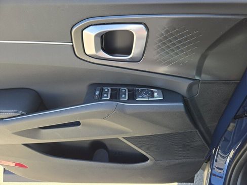 New 2026 Kia Sorento S FWD image 9