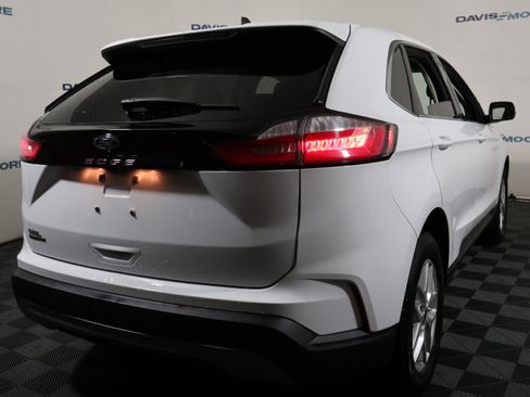 Used 2022 Ford Edge SEL AWD/4WD image 6