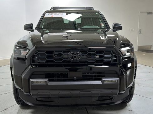 Certified 2025 Toyota 4Runner TRD Off-Road image 2