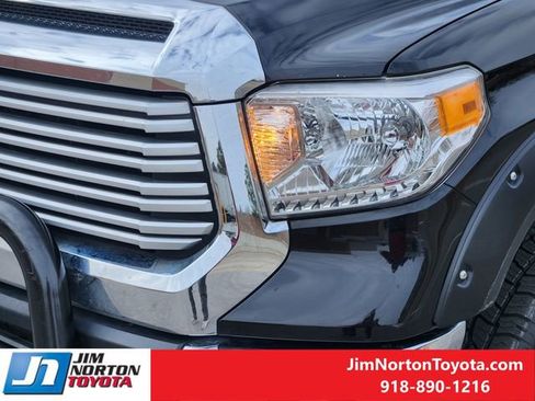 Used 2017 Toyota Tundra Limited image 11