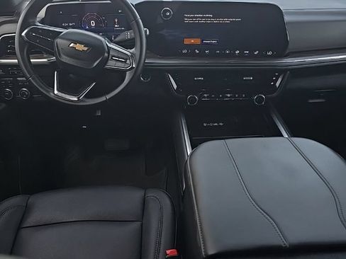 Used 2025 Chevrolet Tahoe LT AWD/4WD image 7