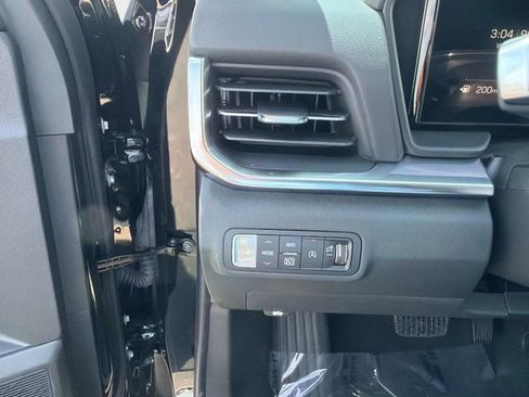 New 2026 GMC Terrain Denali AWD/4WD image 30