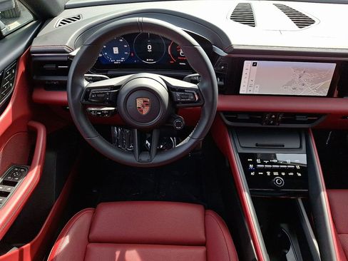 Used 2025 Porsche Macan 4 Electric w/ Premium Package AWD/4WD image 12