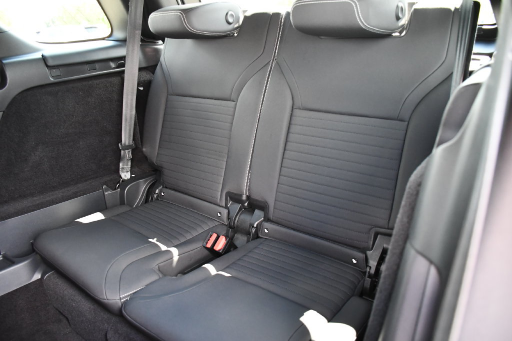 Used 2023 Land Rover Discovery S R-Dynamic AWD/4WD image 24