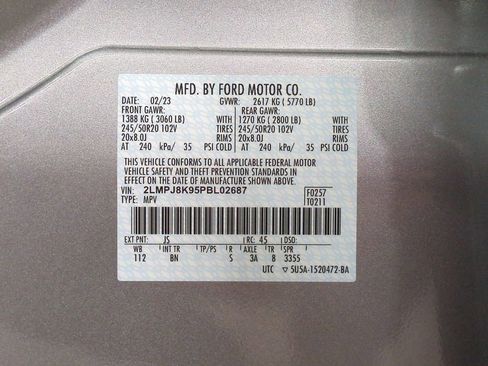 Used 2023 Lincoln Nautilus Reserve image 35