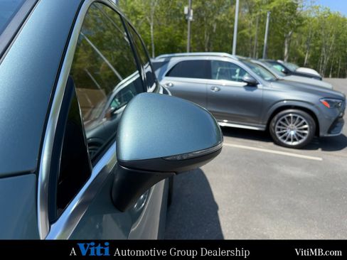 Certified 2025 Mercedes-Benz GLC 300 4MATIC image 11