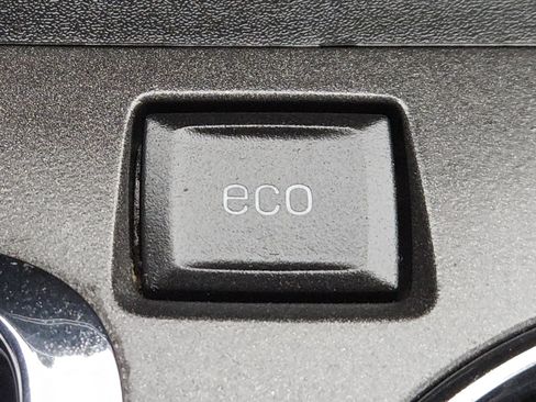 Used 2016 Chevrolet Equinox LT image 34