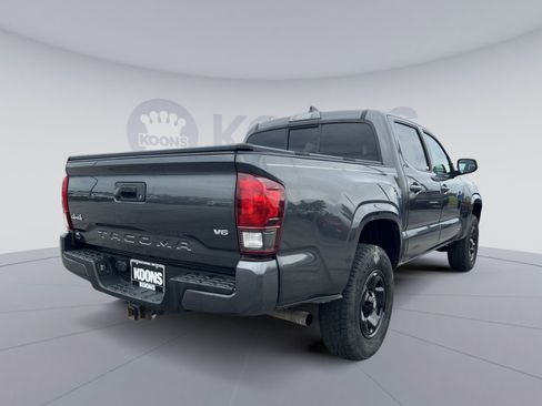 Used 2020 Toyota Tacoma SR AWD/4WD image 16