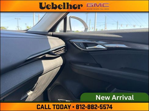 Used 2024 Buick Envision Preferred AWD/4WD image 28