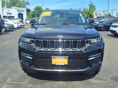 Certified 2023 Jeep Grand Cherokee Limited w/ Luxury Tech Group II AWD/4WD image 2