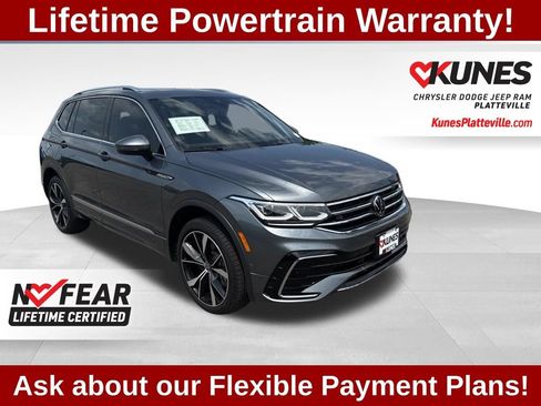 Used 2024 Volkswagen Tiguan SEL R-Line w/ MDO Package, Two-Row AWD/4WD image 3