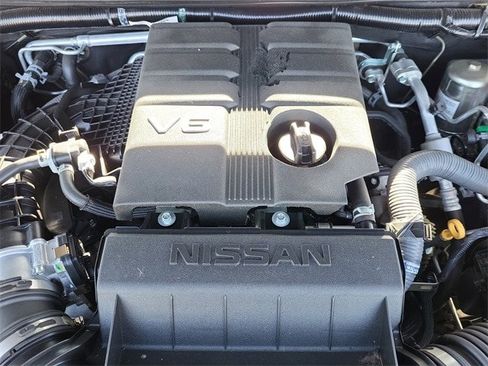 Used 2023 Nissan Frontier PRO-4X w/ Pro-4X Premium Package image 32