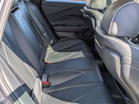 Used 2023 Acura TLX Advance image 28