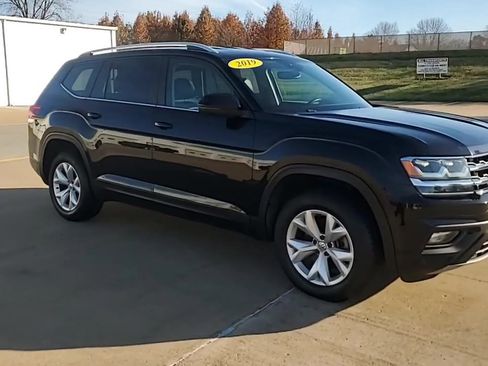 Used 2019 Volkswagen Atlas SE image 2